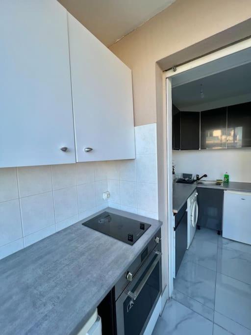 Studio 4 Couchages A 12 Min De La Plage A Pied Avec Wifi, Le Parking Est En Option Антіб Екстер'єр фото